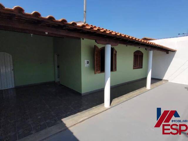 #389 - Casa para Venda em Pará de Minas - MG